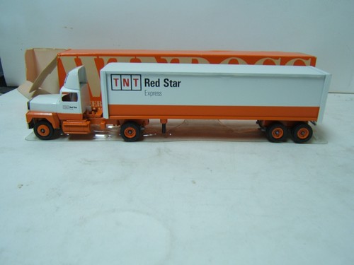Winross tnt red - tnt, express